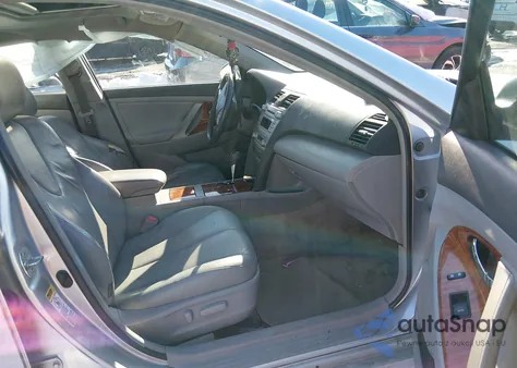 2010 Toyota Camry Xle V6 z USA, uszkodzony, nr VIN 4T1BK3EK9AU109108